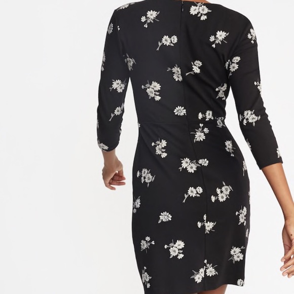 Old Navy Black Scoop Neck Dress with White Daisies - Picture 8 of 8